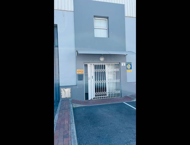 391M² WAREHOUSE TO LET IN PAARDEN EILAND